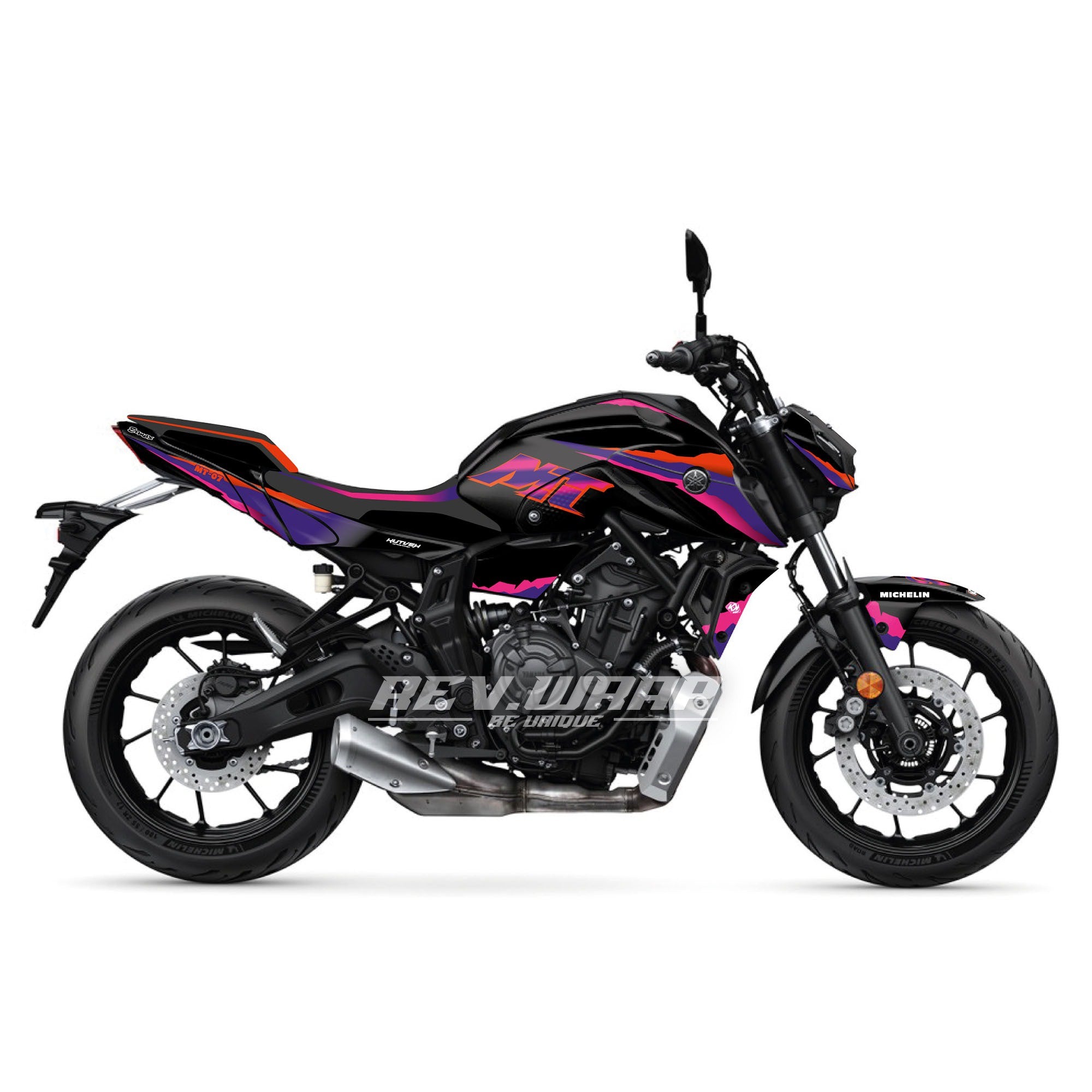 YAMAHA MT07 25+ OVERTAKE Main image