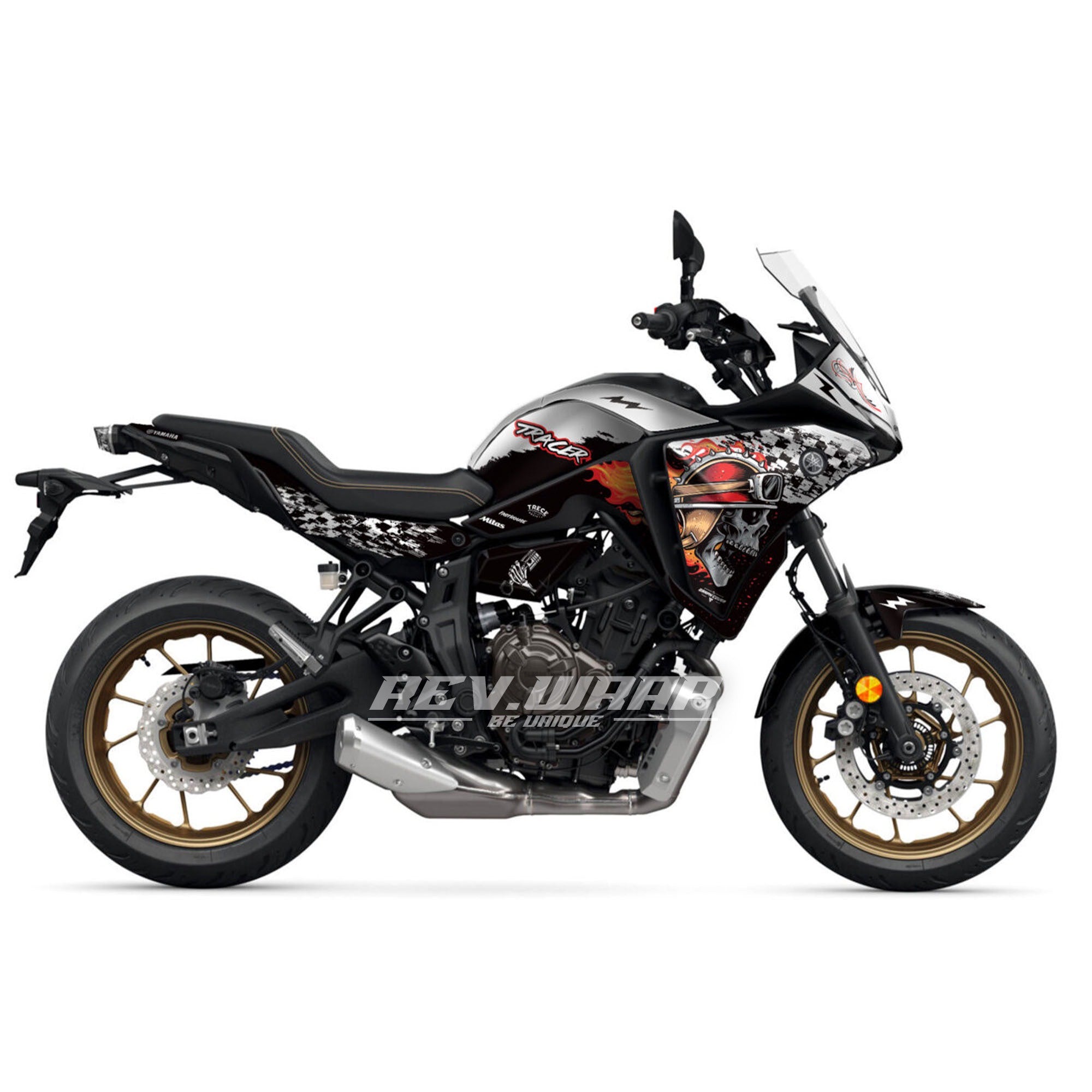 YAMAHA TRACER 7 ROADSIDE